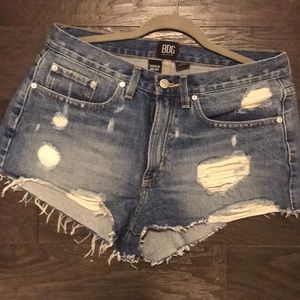 BDG essential mid rise jean shorts